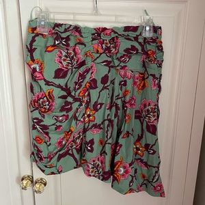 NWT Zara Patterned Skirt Size Medium